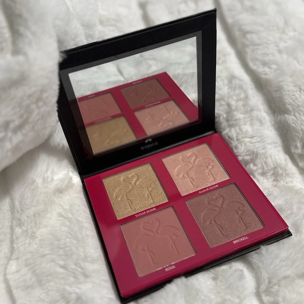 SHAINA B MIAMI Miami Blush and Highlight Palette 4‎ Shades NIB